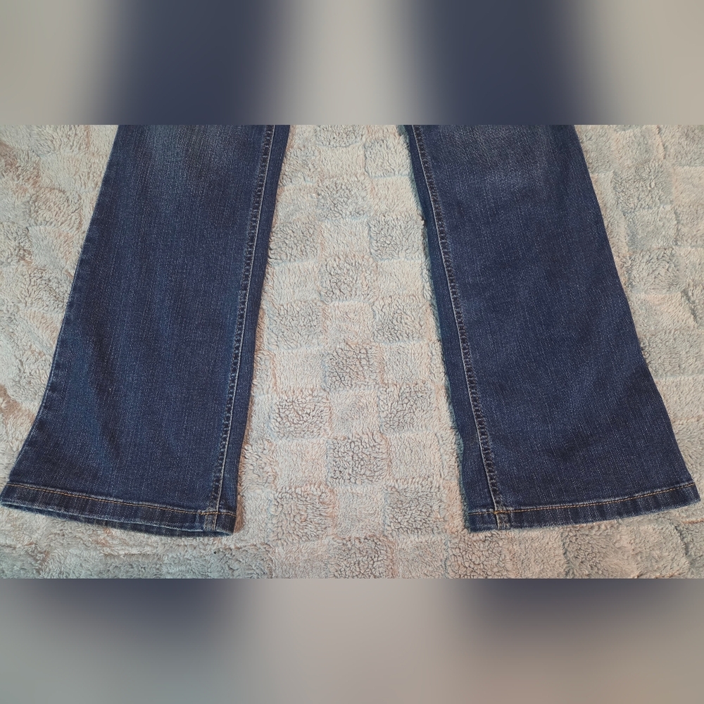 M Jeans By Maurices Women's Curvy High Rise Curvy Boot Blue Jeans Size 8 - Picture 3 of 12